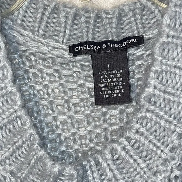 Chelsea & Theodore Loose knit Mohair blend sweater. Size Large GUC - Picture 5 of 5